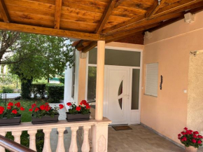 Отель Apartment Ružica  Сукосан